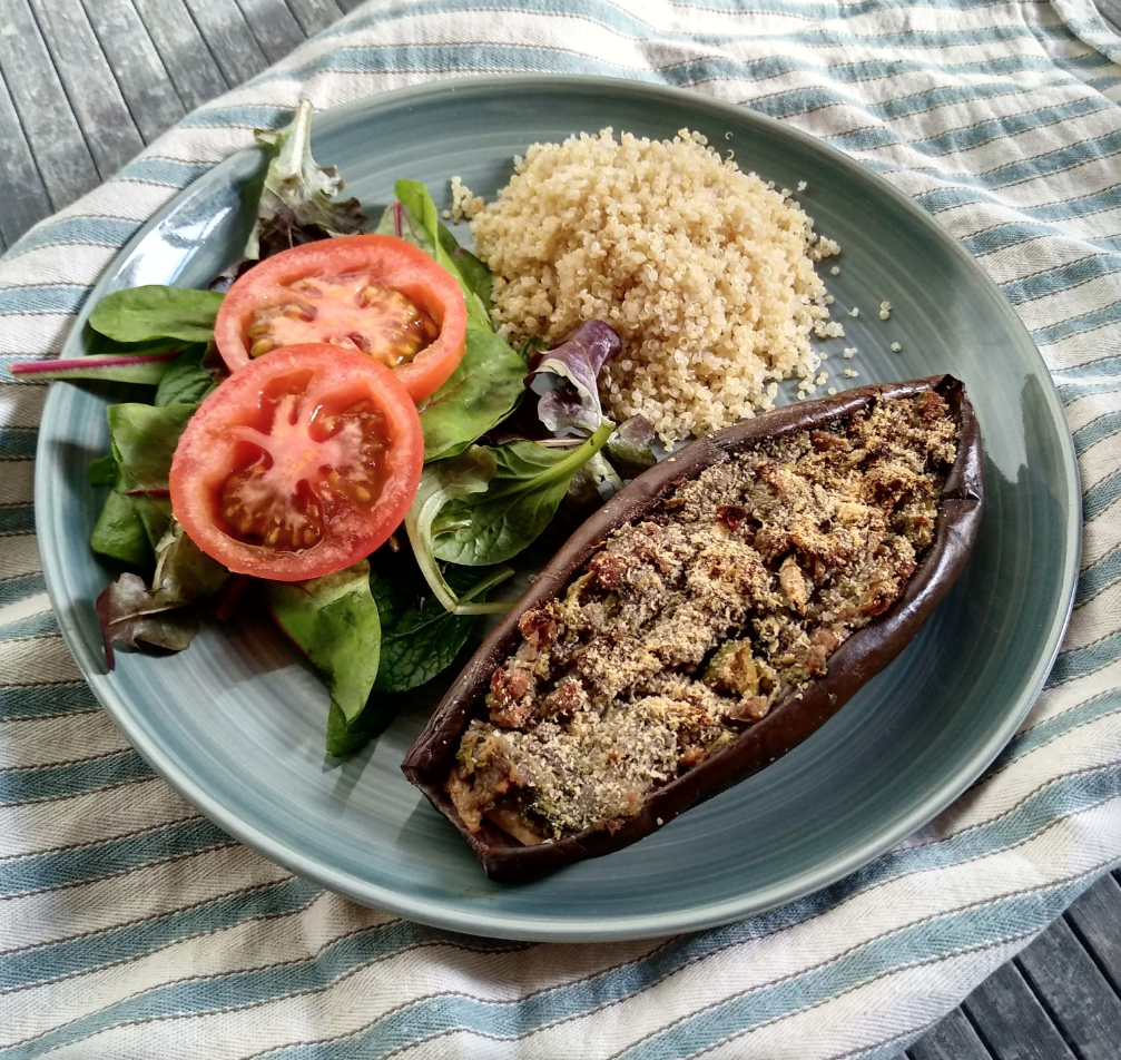 Berenjenas rellenas de soja texturizada y champiñones